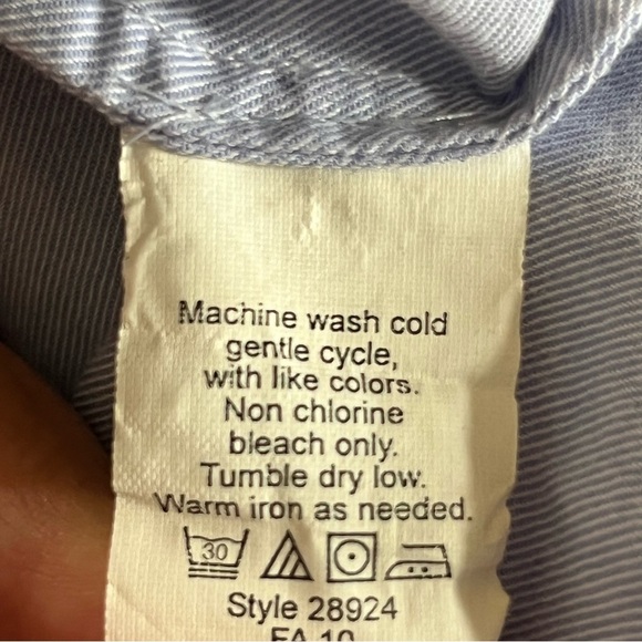 J. Crew Light Blue Chambray Casual 3/4 Button Down Shirt Lightweight 100% Cotton - Picture 8 of 8